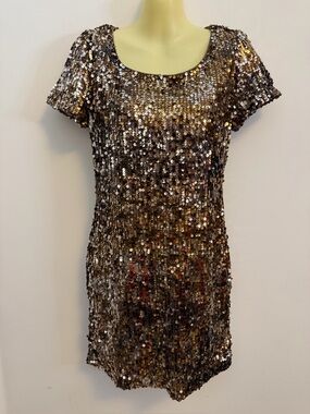 Forever 21 Gold Sequin Short Sleeve Mini Dress
